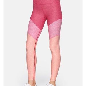Outdoor Voices Venus 7/8 legging in flamingo/rose